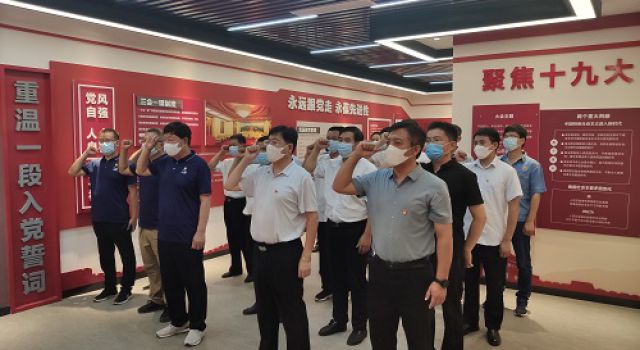 濟(jì)高項(xiàng)目辦、總監(jiān)辦聯(lián)合組織各參建單位參觀辛銳紀(jì)念館，開(kāi)展黨建活動(dòng)