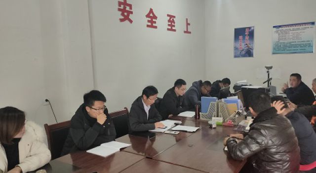安莊至長(zhǎng)深高速連接線道路工程（洛河沿河路新建工程一期）監(jiān)理處召開(kāi)鉆孔灌注樁專(zhuān)項(xiàng)交底會(huì)