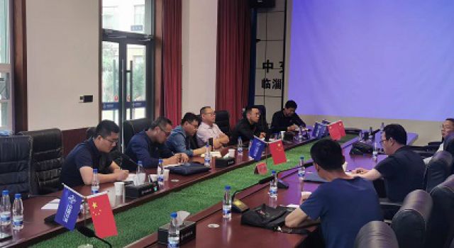 臨臨六駐地辦邀請(qǐng)知名專家排憂解惑提升品質(zhì)工程創(chuàng)建水平