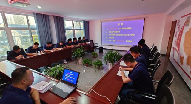 安羅高速第二總監(jiān)辦組織開展“建筑企業(yè)安全生產(chǎn)大講堂”線上培訓(xùn)