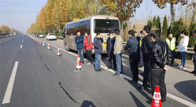 交通規(guī)劃設(shè)計一院參加2022年淄博市普通國省道路面維修提升養(yǎng)護(hù)專項工程交工驗收工作
