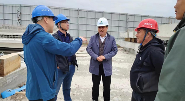 濟菏改擴建項目辦檢查施工二標(biāo)預(yù)制場