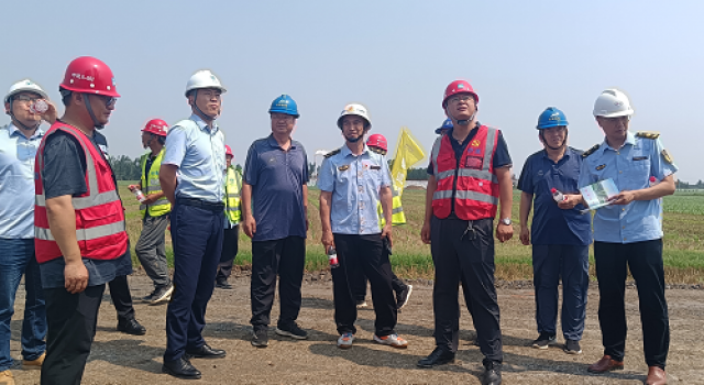 濟寧市交通運輸綜合執(zhí)法隊督查組蒞臨鄒濟公路工程檢查指導工作