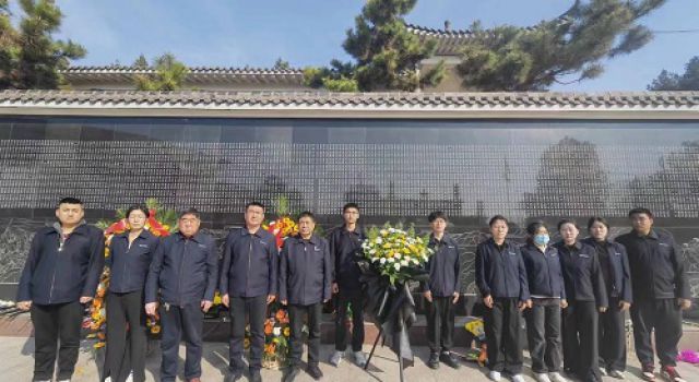 一公司黨支部組織開展“慎終追遠(yuǎn)、緬懷先烈”主題活動(dòng)