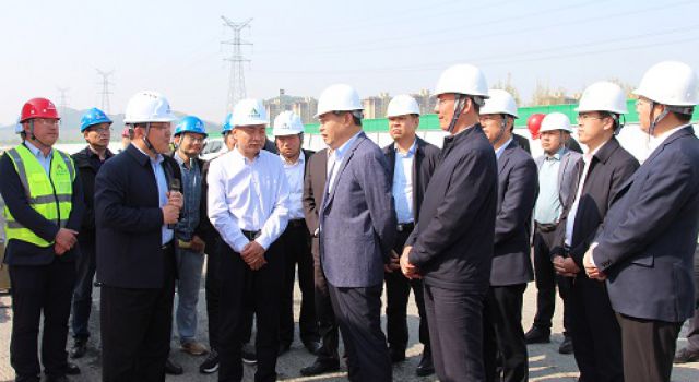 山東高速集團董事長王其峰到濟菏改擴建項目調(diào)研