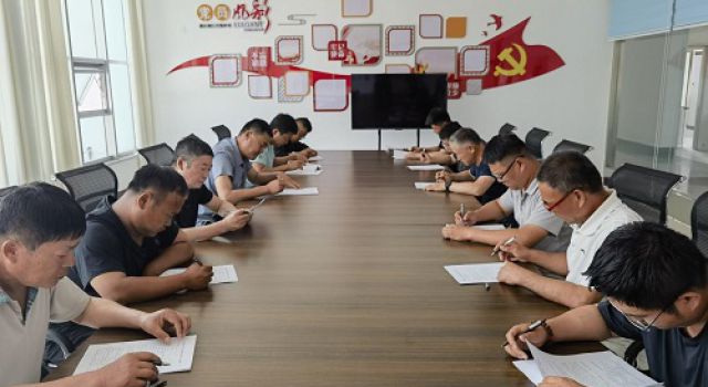 董梁沈新項目第一總監(jiān)辦組織對駐地辦、項目部預制場負責人進行考核