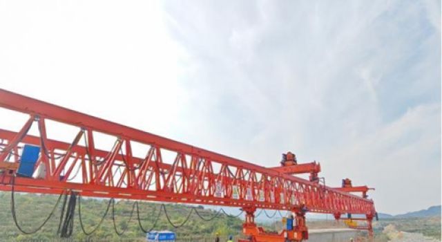 “百日大干，奮勇爭(zhēng)先”----濟(jì)微高速一標(biāo)段正在迅速推進(jìn)