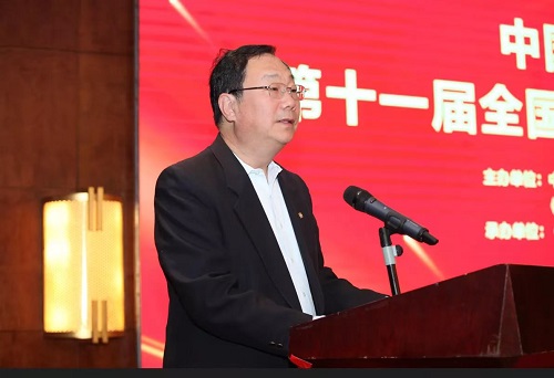 中國(guó)交通建設(shè)監(jiān)理協(xié)會(huì)副理事長(zhǎng)李明華致辭.jpg